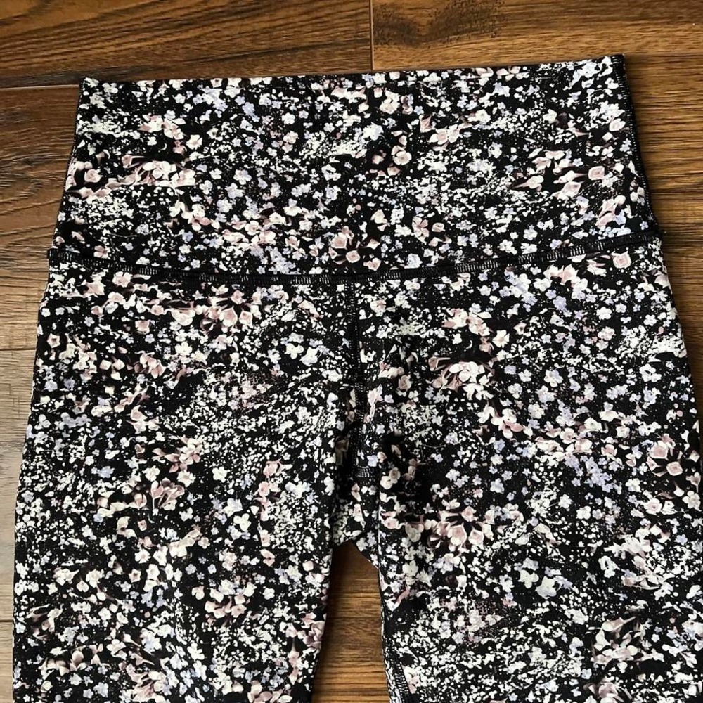 Lululemon High Rise Floral Print Leggings Black Pink‎ Soft Bloom Pattern Women 6 - Picture 2 of 6